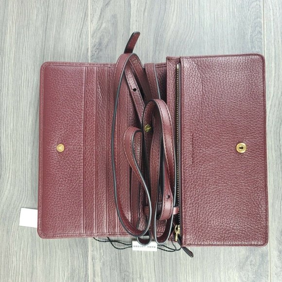 Marc Jacobs Burgundy Crossbody Bag - Picture 5 of 10